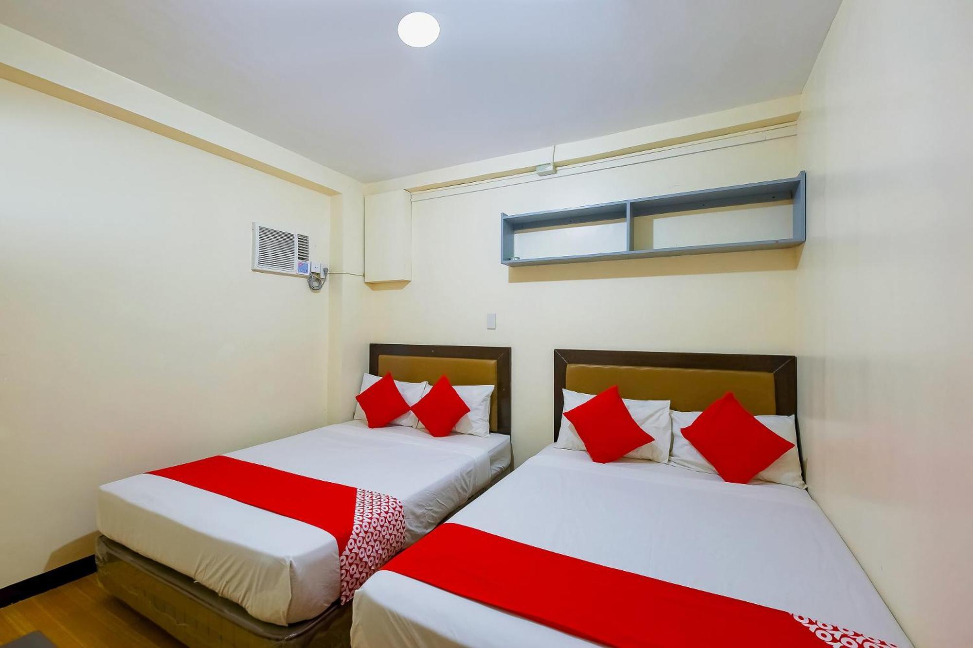 Oyo 431 Apollo 11 Apartelle Pasay Buitenkant foto