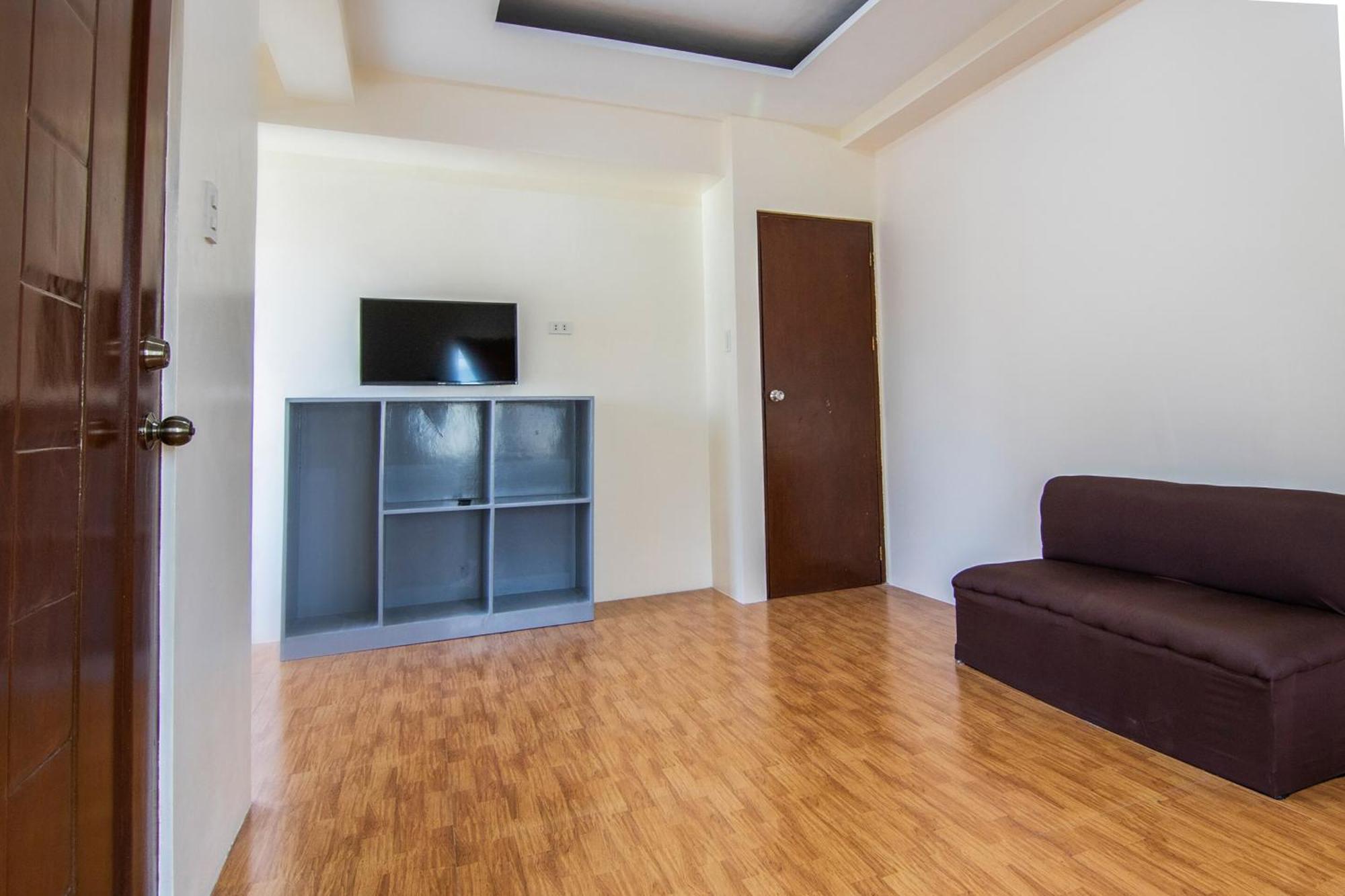 Oyo 431 Apollo 11 Apartelle Pasay Buitenkant foto