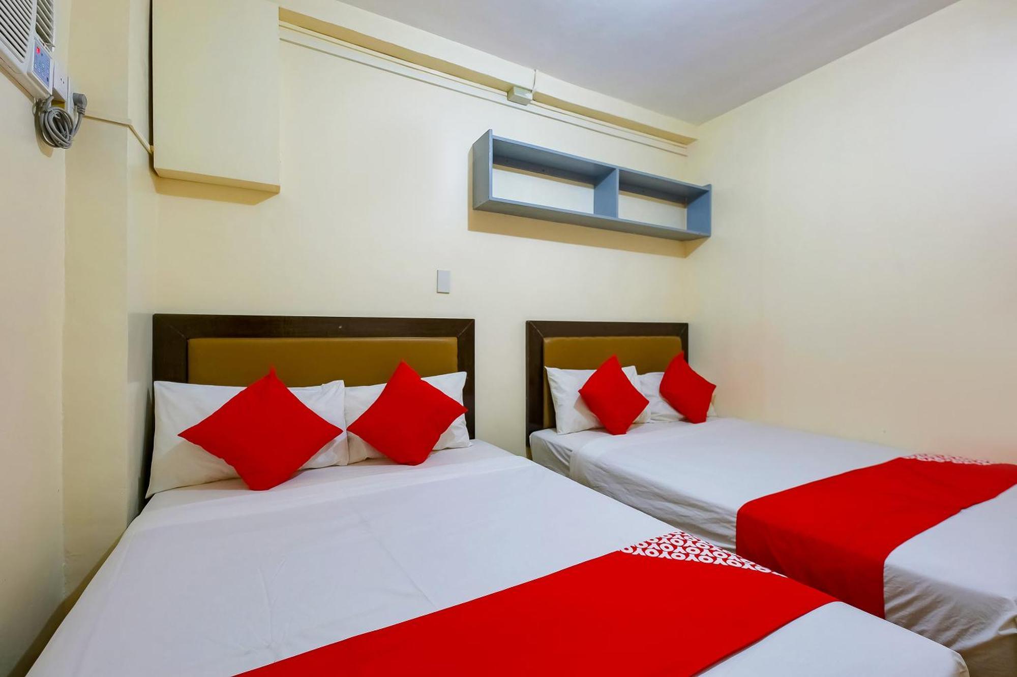 Oyo 431 Apollo 11 Apartelle Pasay Buitenkant foto
