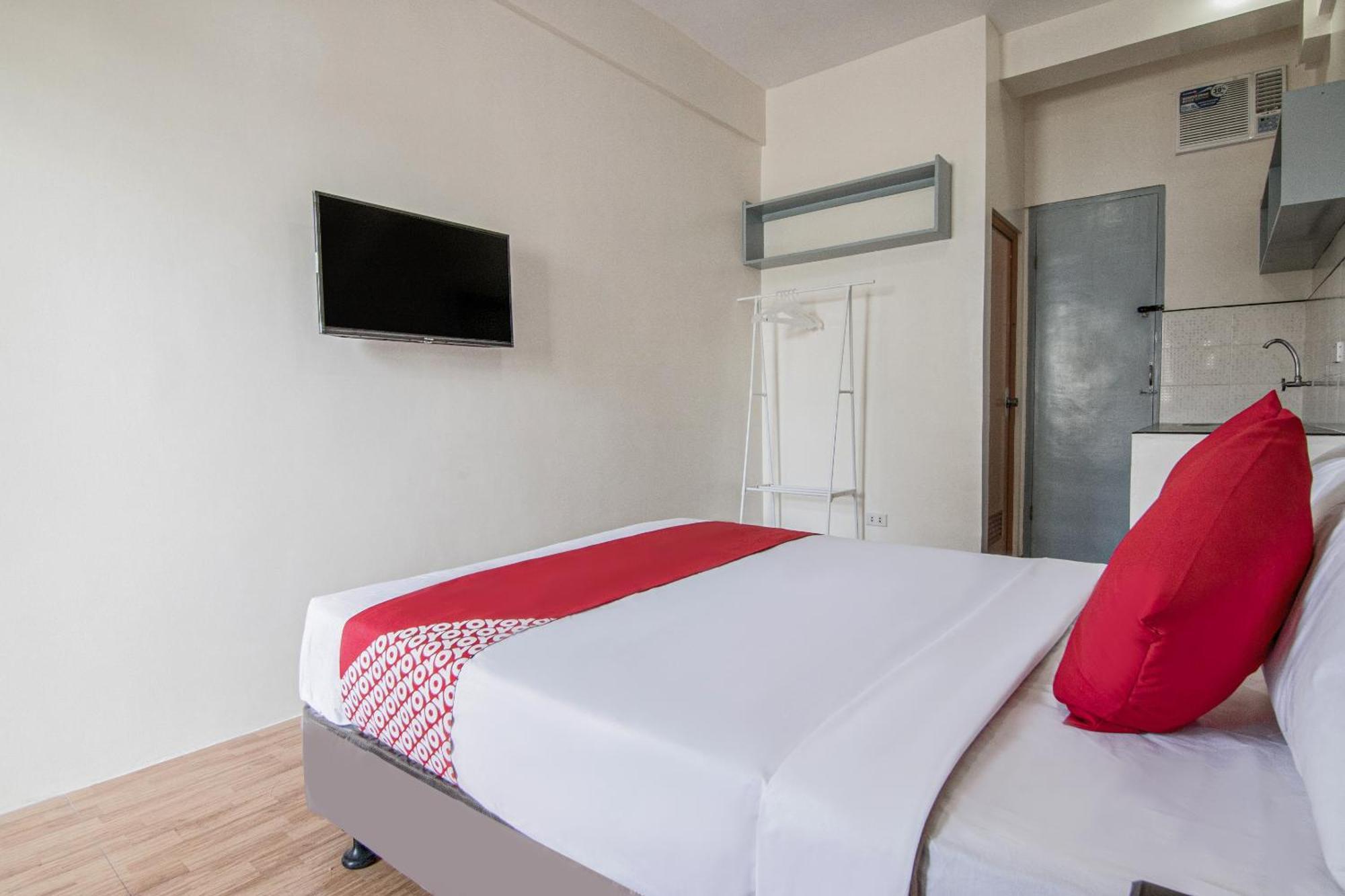 Oyo 431 Apollo 11 Apartelle Pasay Buitenkant foto