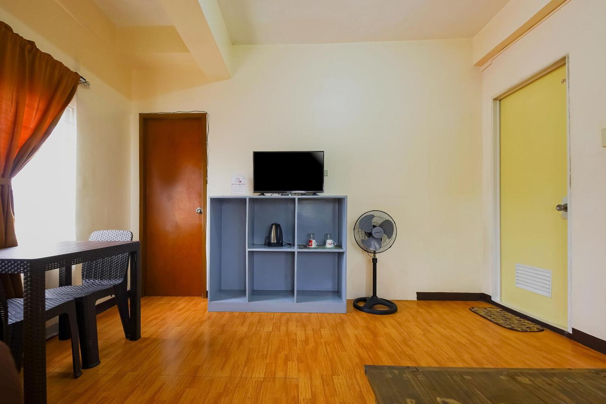 Oyo 431 Apollo 11 Apartelle Pasay Buitenkant foto